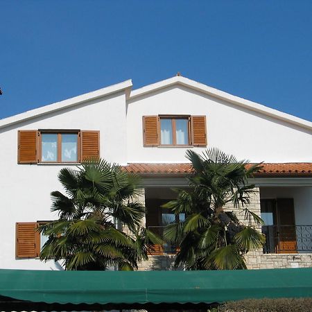 B&B Moderno Fazana Luaran gambar