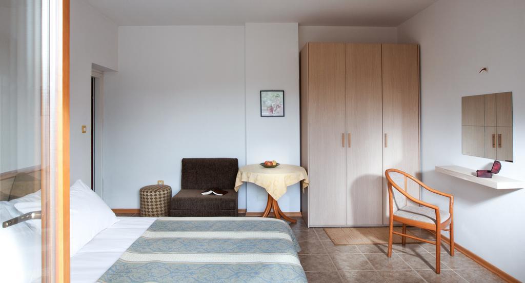 B&B Moderno Fazana Bilik gambar