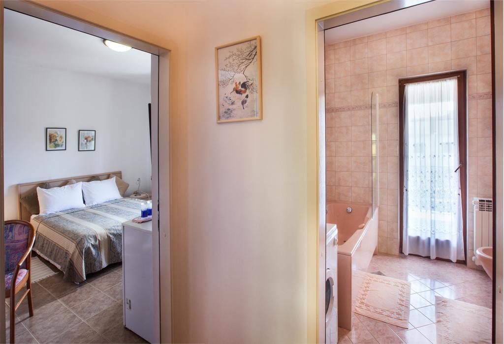 B&B Moderno Fazana Bilik gambar