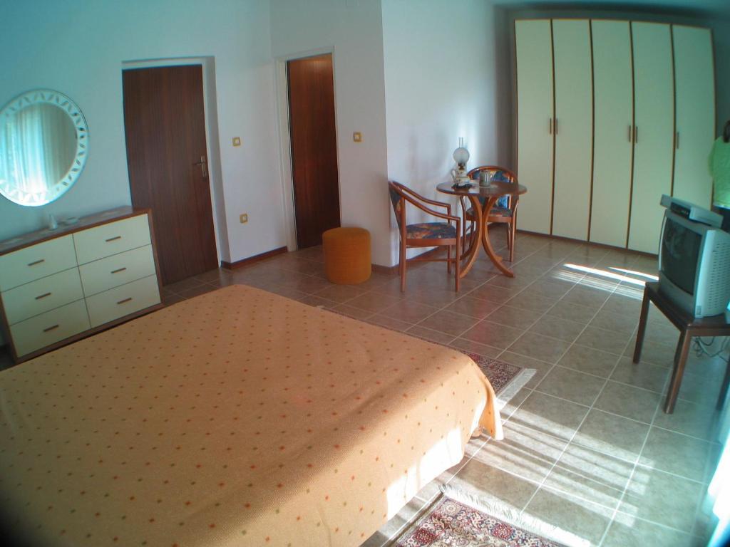B&B Moderno Fazana Bilik gambar